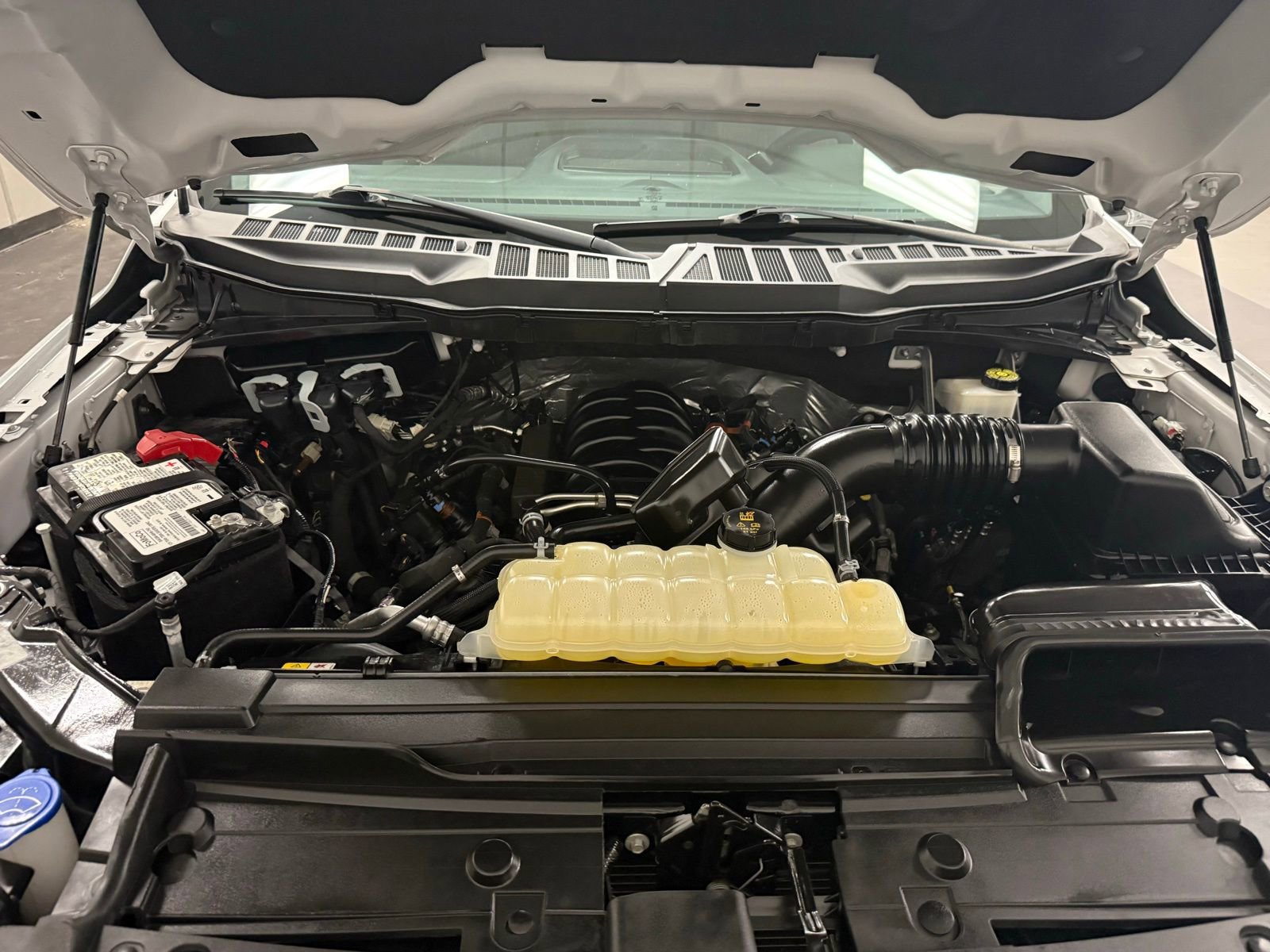 Used 2023 Ford F150 XLT AWD/4WD image 41