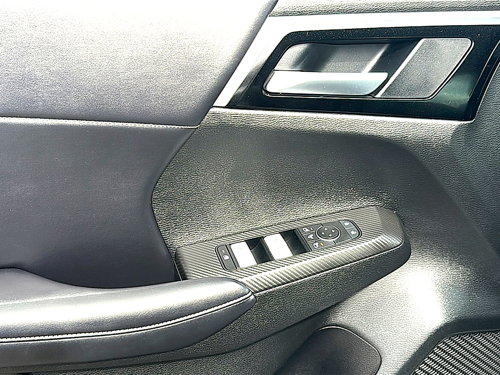 Used 2023 Mitsubishi Outlander SE FWD image 16