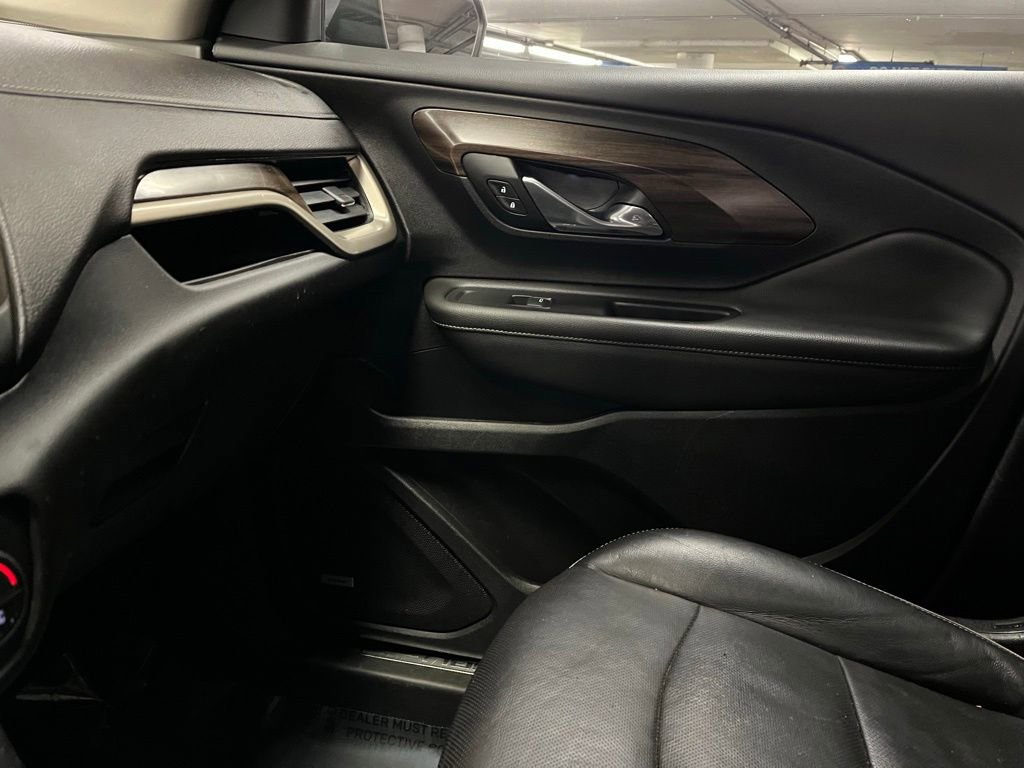 Used 2018 GMC Terrain Denali w/ Advanced Safety Package image 31