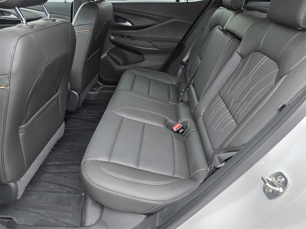 Used 2024 Buick Envista Avenir image 16