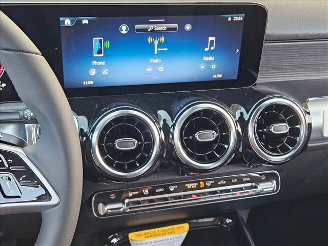 New 2026 Mercedes-Benz GLB 250 image 12