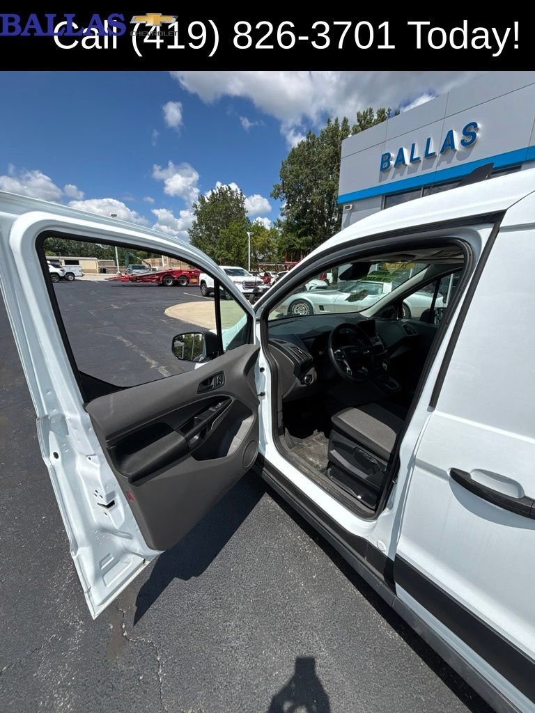 Used 2023 Ford Transit Connect XL FWD image 17