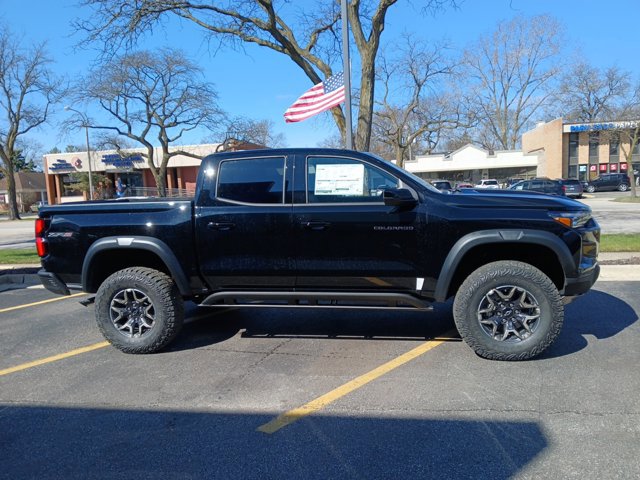 New 2026 Chevrolet Colorado ZR2 w/ Technology Package AWD/4WD image 3