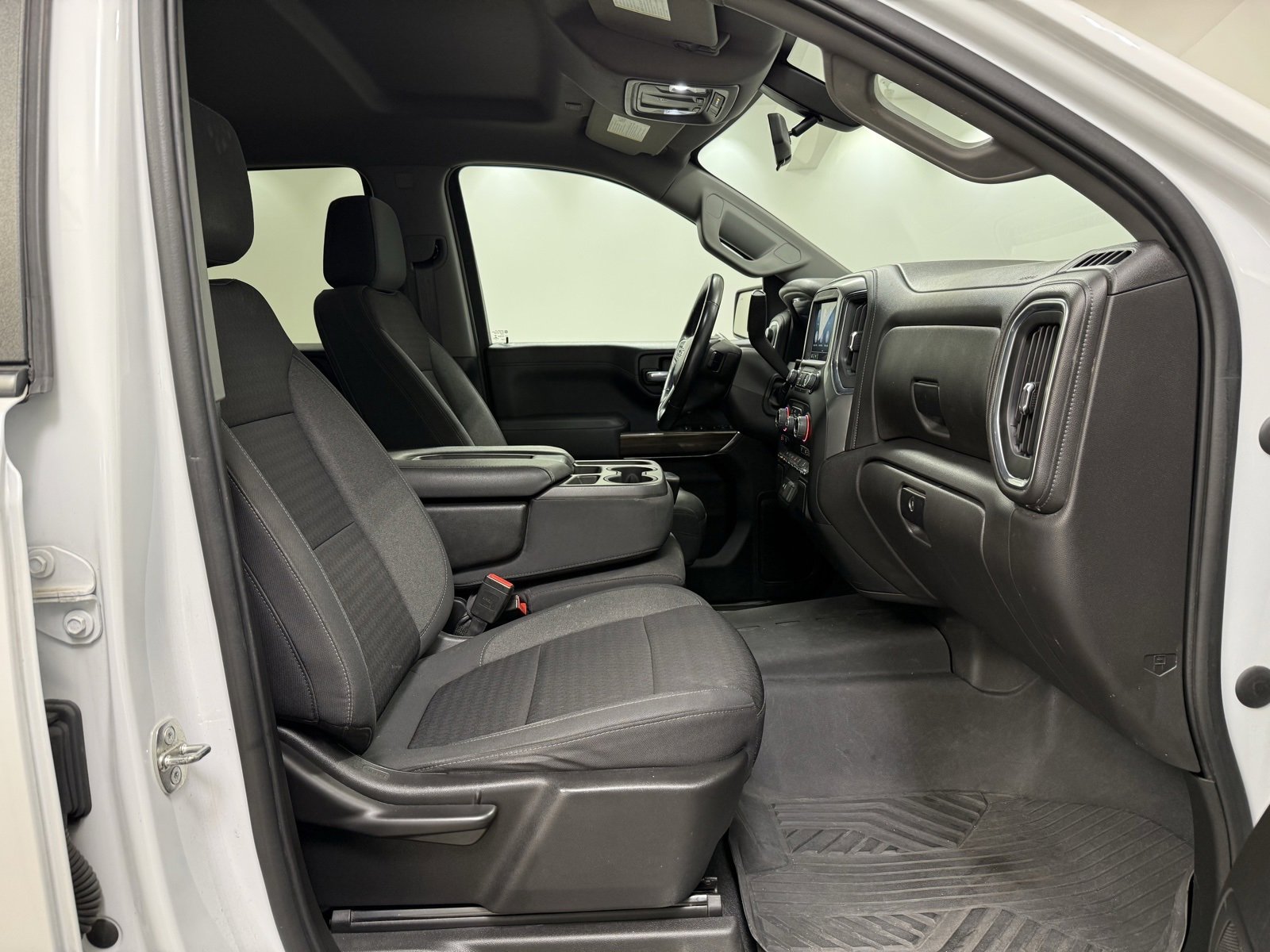 Used 2022 Chevrolet Silverado 1500 RST w/ Safety Package image 31