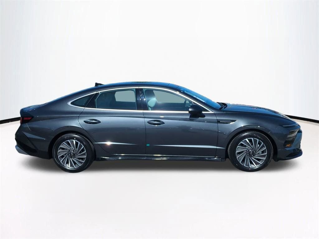 New 2026 Hyundai Sonata SEL image 4