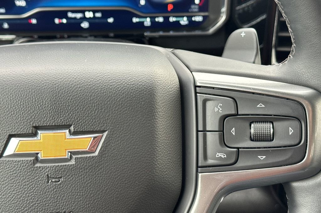 Used 2025 Chevrolet Silverado 1500 LTZ w/ LTZ Premium Package AWD/4WD image 29
