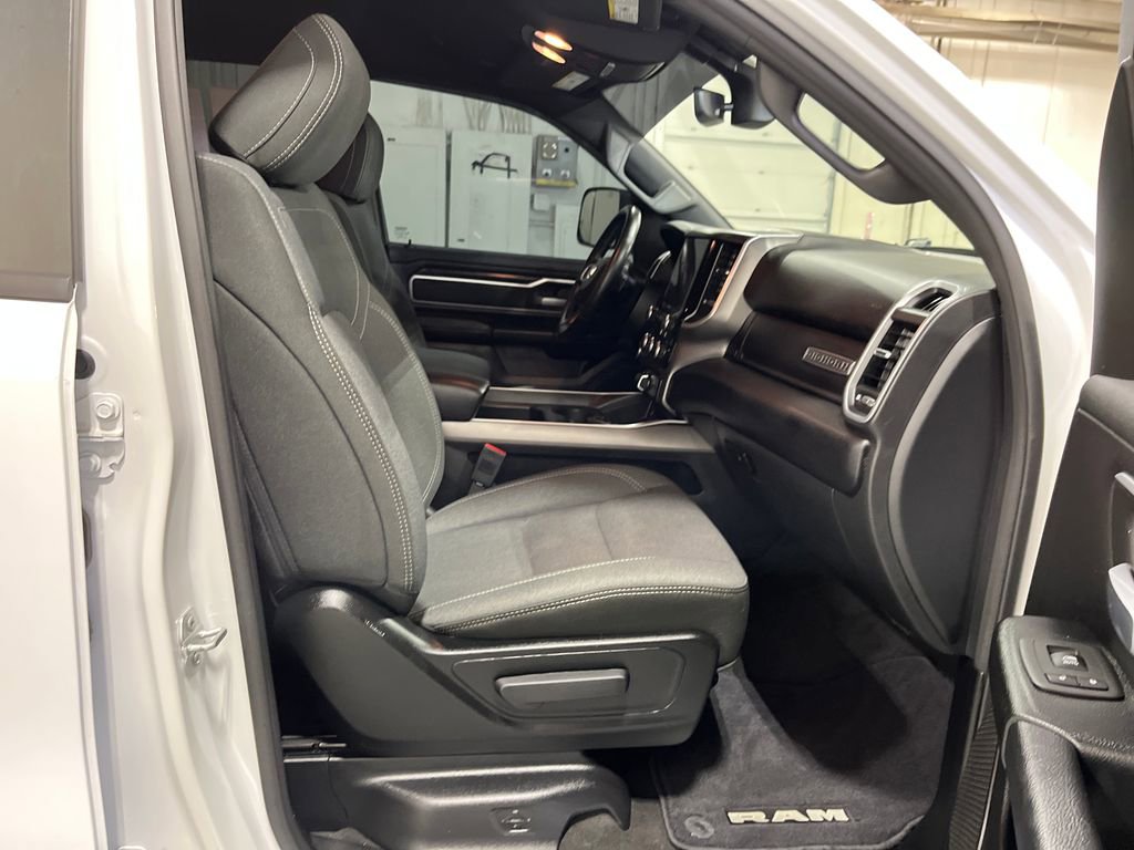 Used 2022 RAM 1500 Big Horn image 34