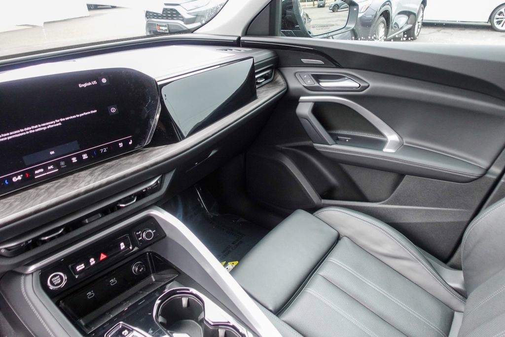 Used 2025 Audi Q5 Premium Plus w/ Premium Plus image 42