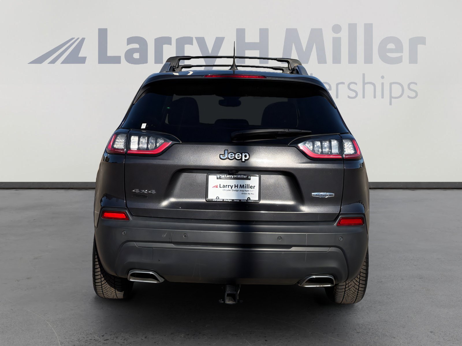 Used 2021 Jeep Cherokee Latitude Lux AWD/4WD image 5