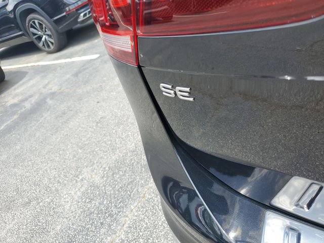 Used 2024 Volkswagen Tiguan SE w/ Panoramic Sunroof Package FWD image 7