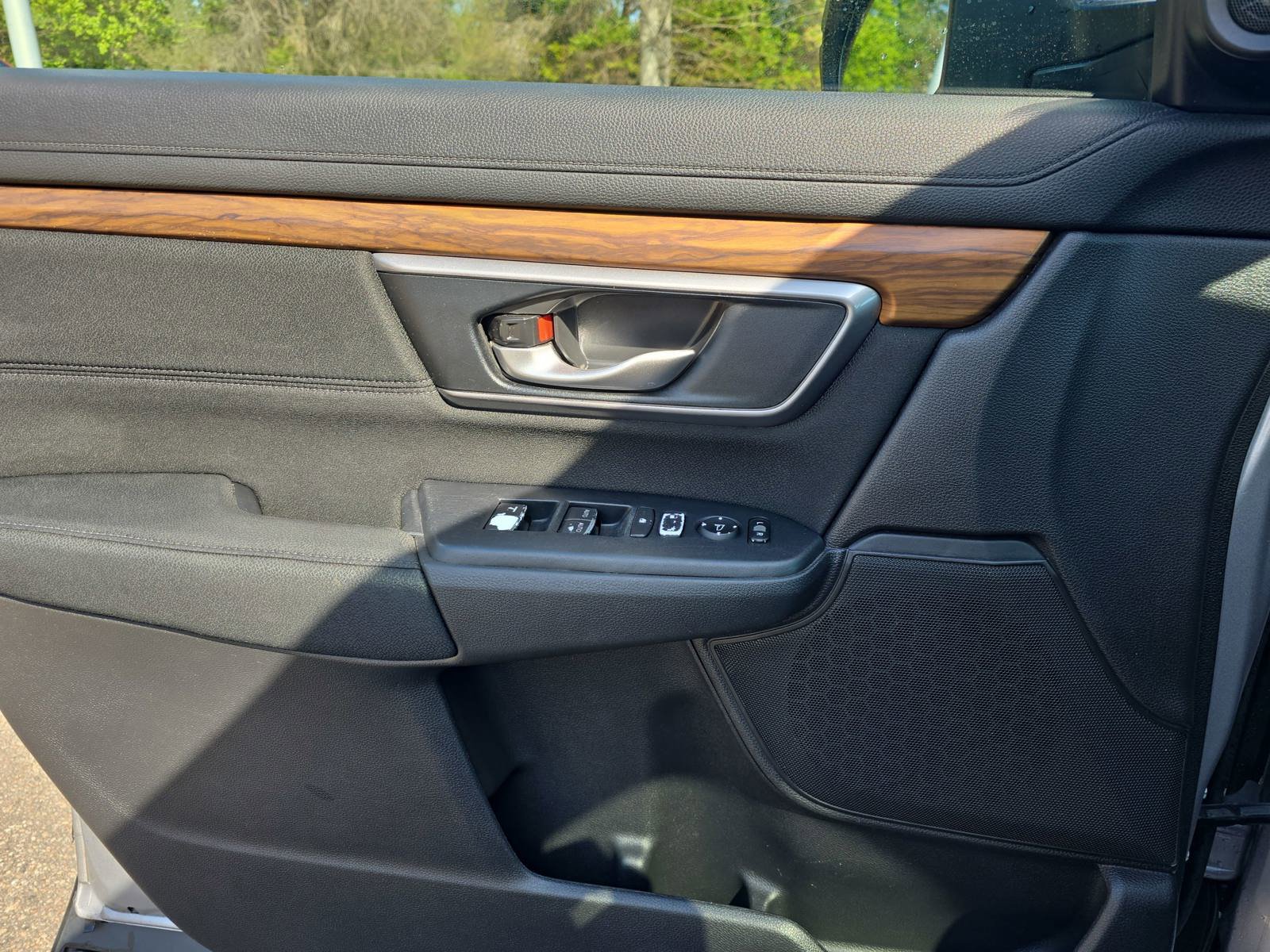 Used 2018 Honda CR-V EX image 28