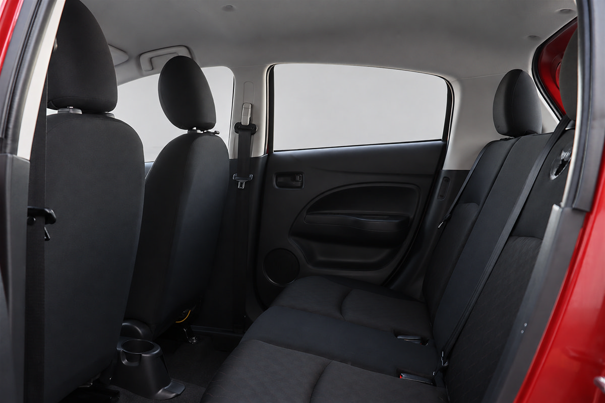 Used 2024 Mitsubishi Mirage ES FWD image 17