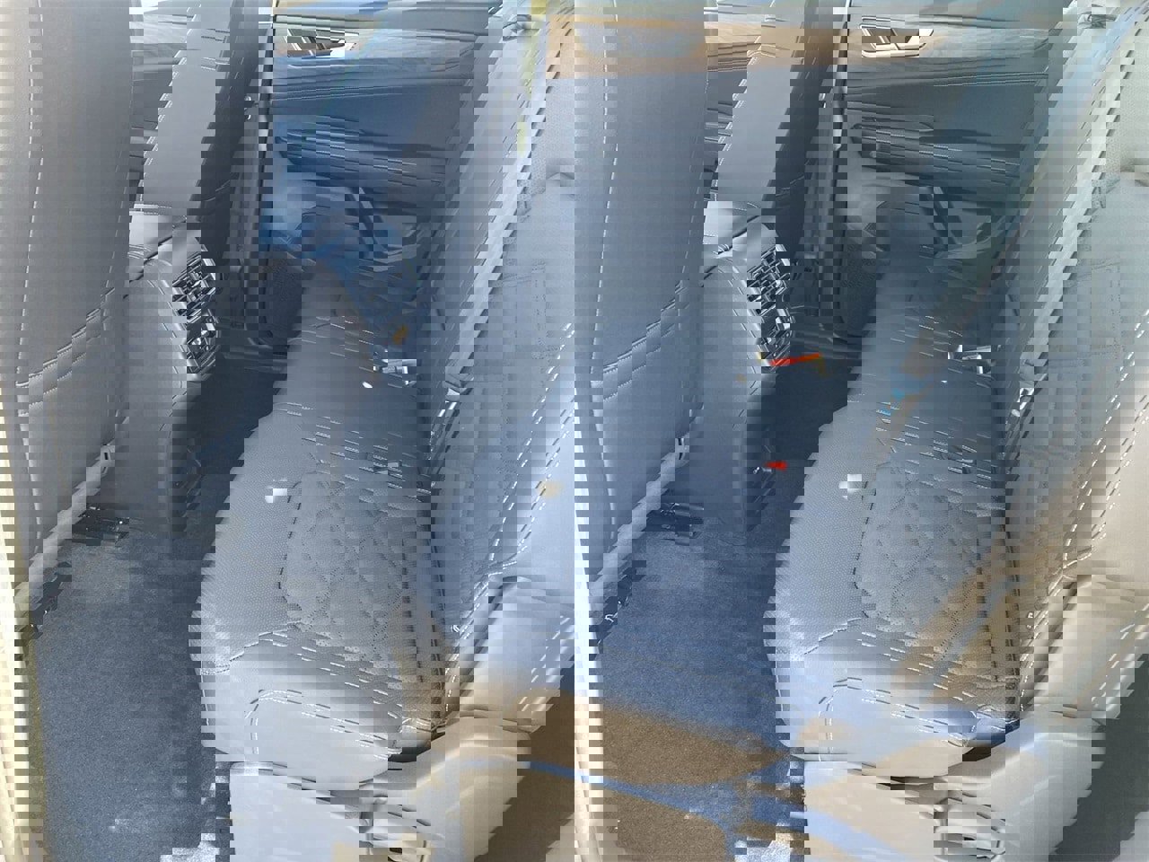 New 2026 Volkswagen Atlas SE image 13