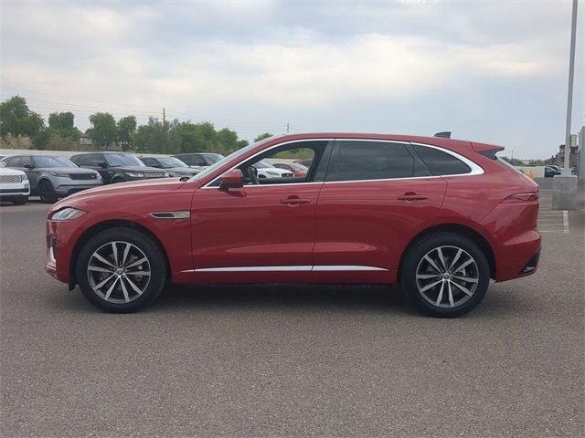 New 2025 Jaguar F-PACE R-Dynamic S image 22