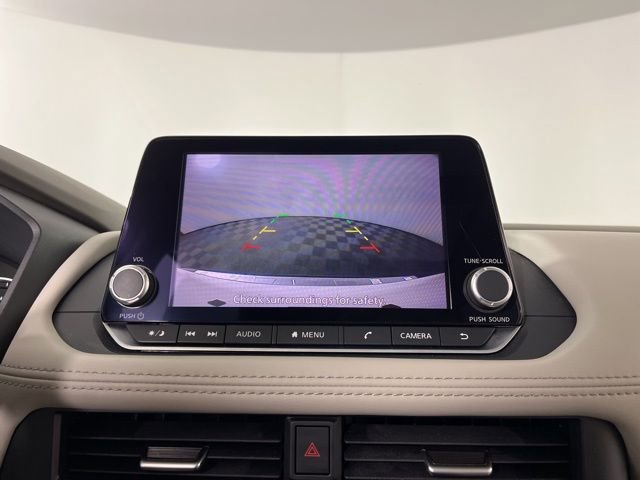 Used 2023 Nissan Rogue SV w/ SV Premium B Package image 29