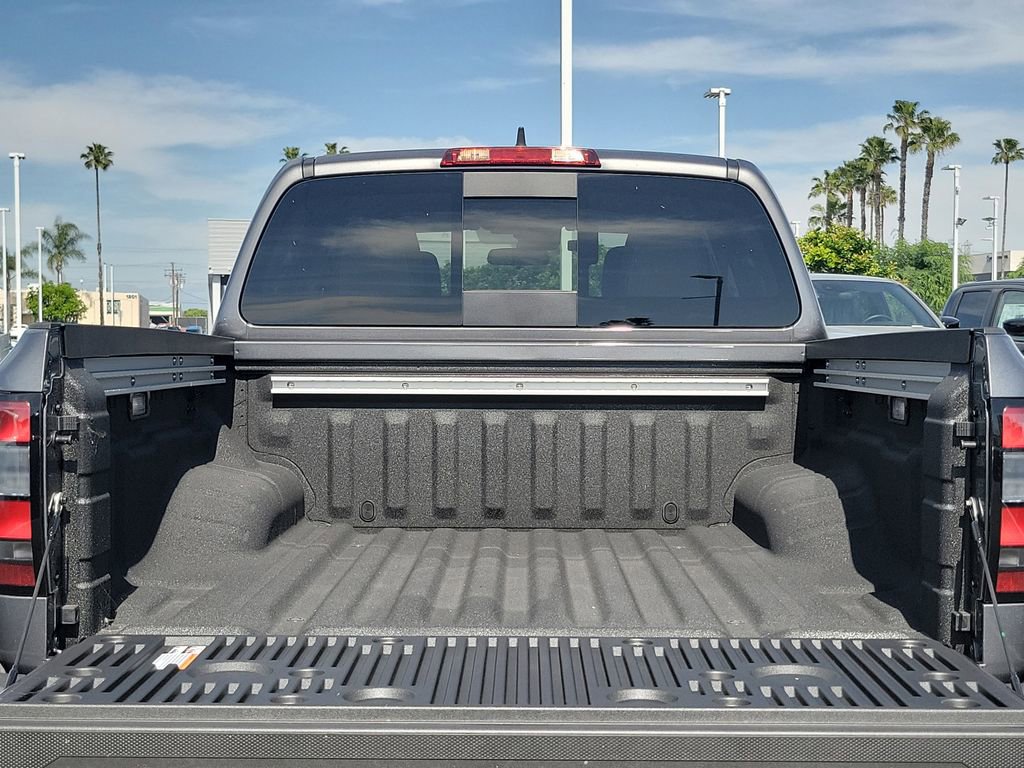 New 2026 Nissan Frontier SV w/ SV Convenience Package RWD image 16