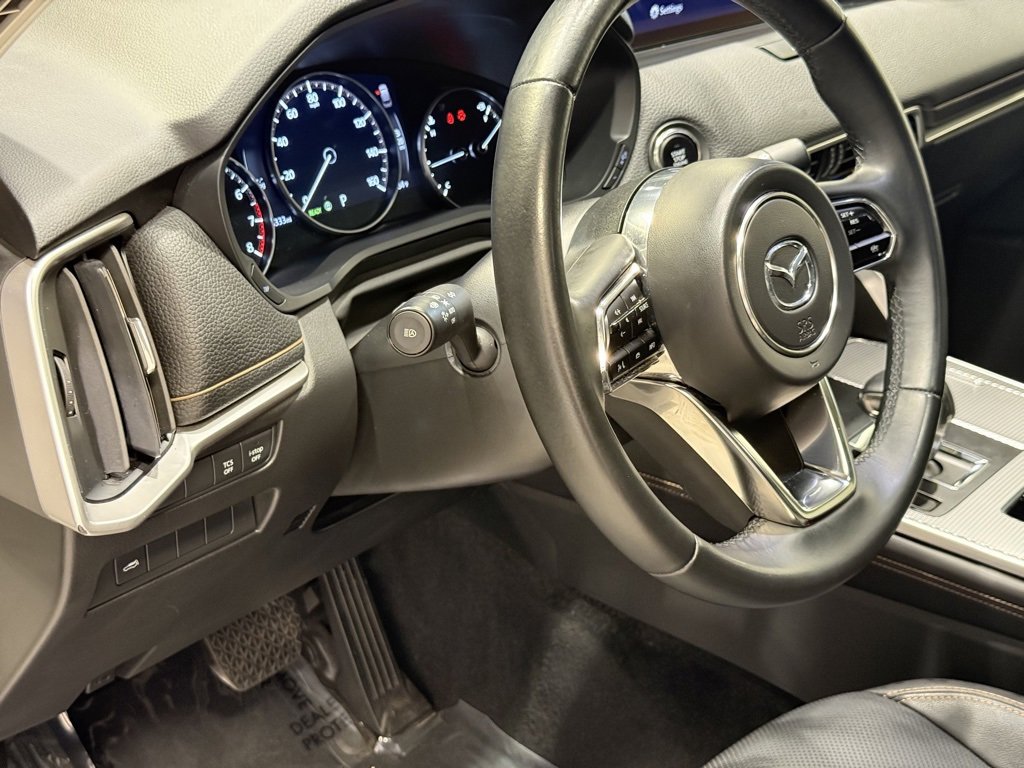 Used 2024 MAZDA CX-90 3.3 Turbo w/ Preferred Plus image 17