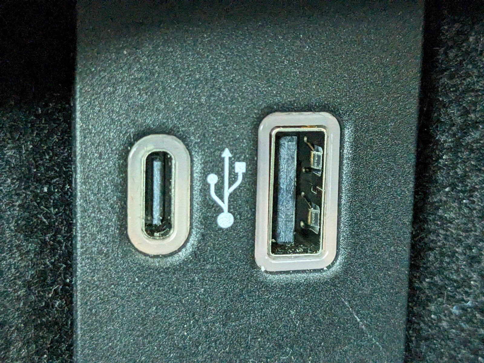 Certified 2023 Lincoln Nautilus Reserve w/ Equipment Group 201A image 23