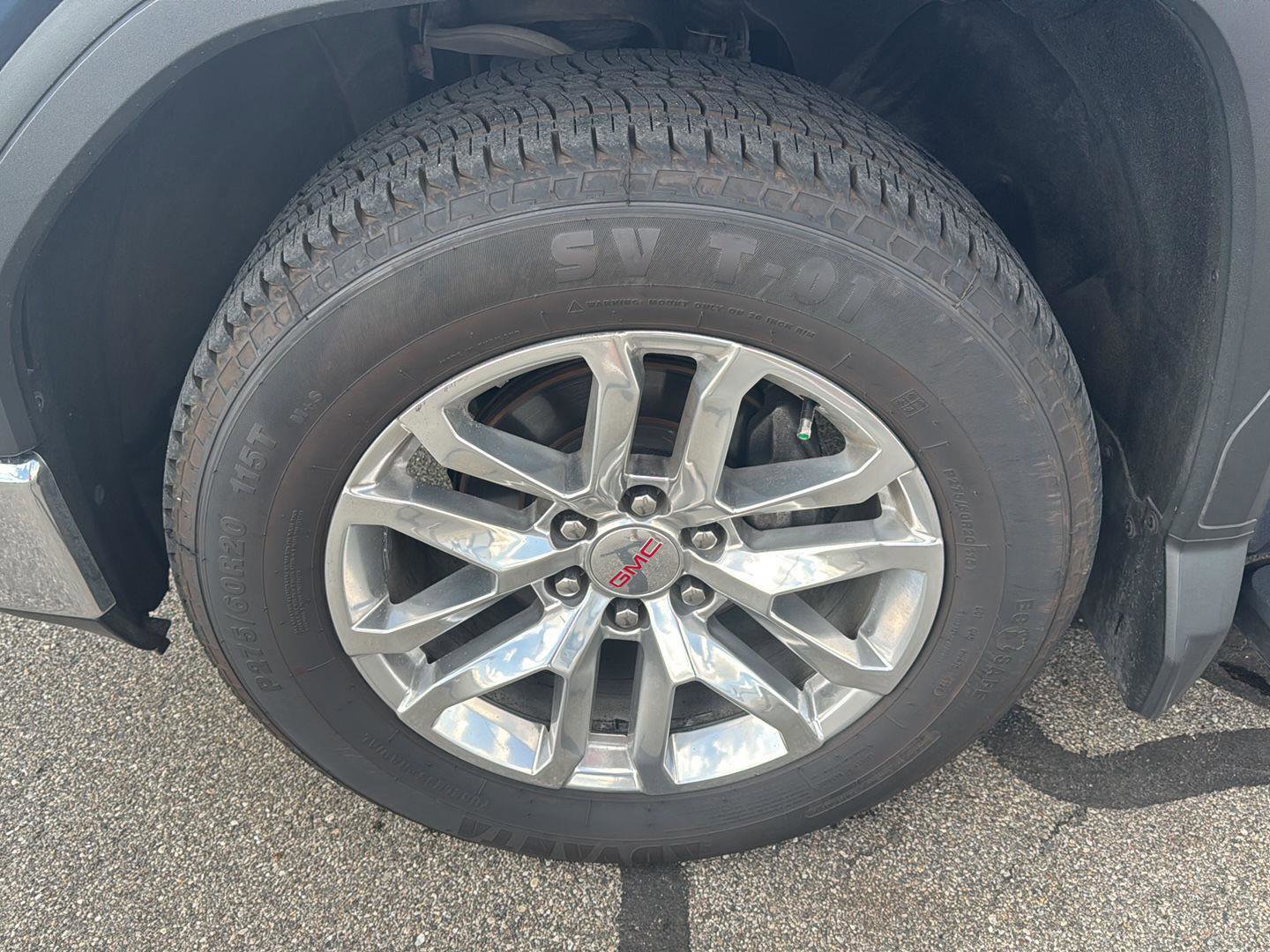 Used 2019 GMC Sierra 1500 SLT w/ SLT Premium Plus Package AWD/4WD image 11