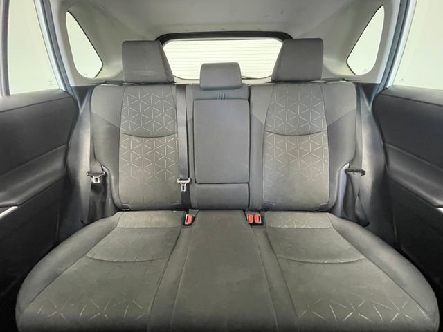 Used 2021 Toyota RAV4 XLE FWD image 7