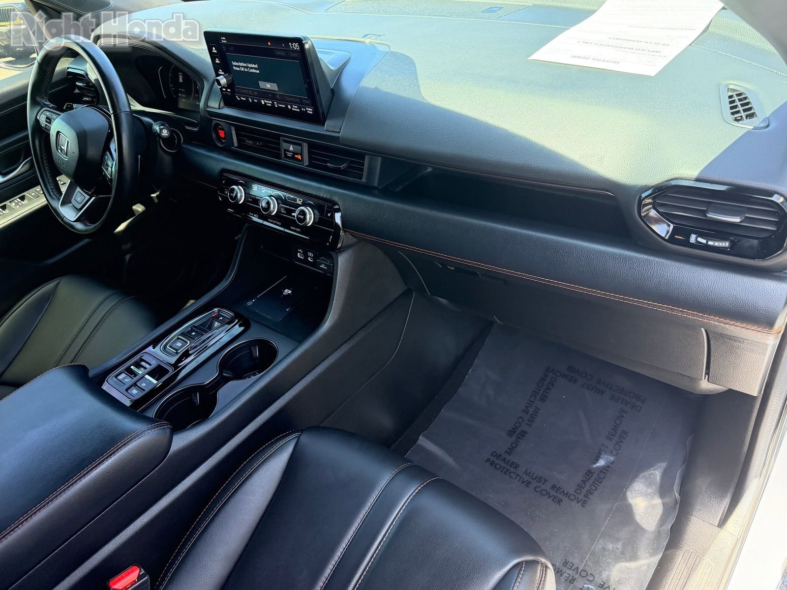 Certified 2025 Honda Pilot TrailSport image 12