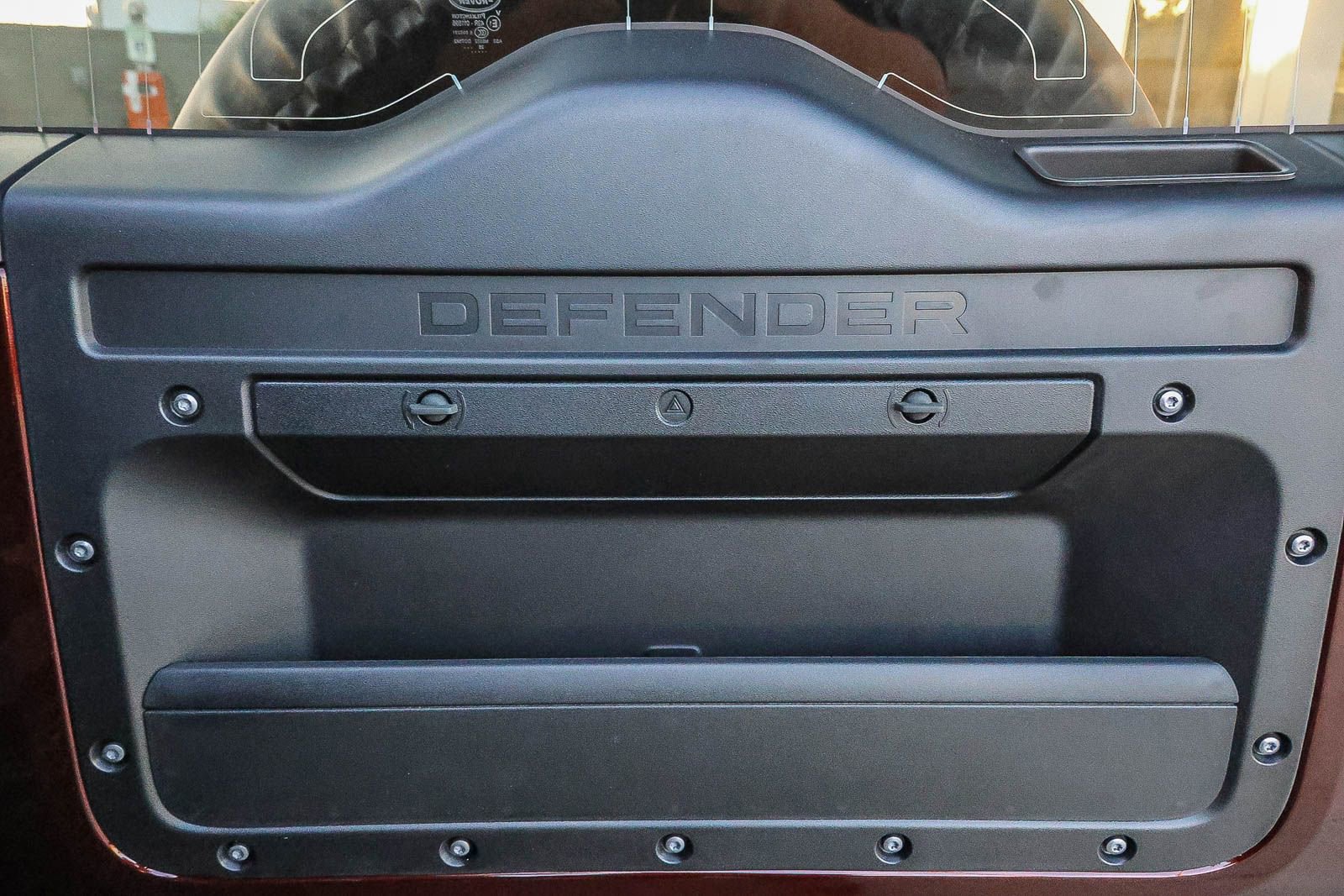 New 2026 Land Rover Defender 130 X-Dynamic SE image 26