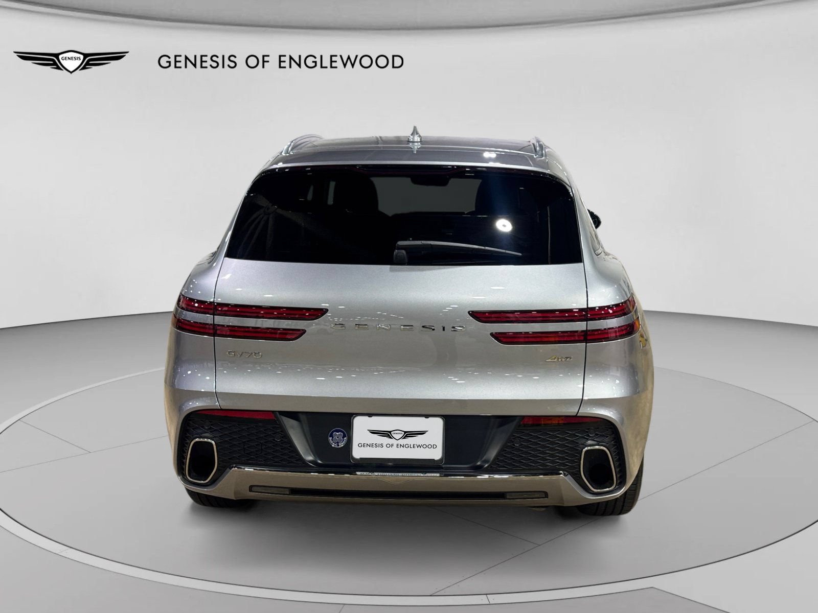 Used 2024 Genesis GV70 2.5T AWD/4WD image 10