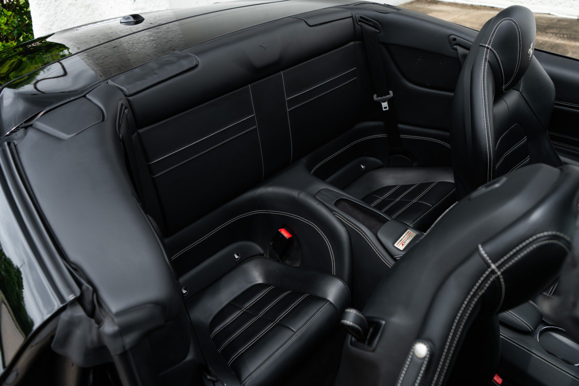 Used 2018 Ferrari California T RWD image 35