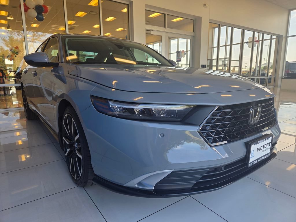 Certified 2023 Honda Accord Touring image 3