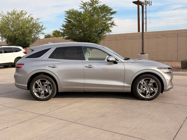 Used 2024 Genesis Electrified GV70 AWD/4WD image 3