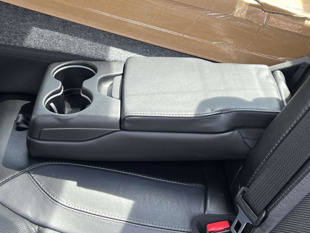 Used 2017 Dodge Charger SXT w/ AWD Plus Group image 11