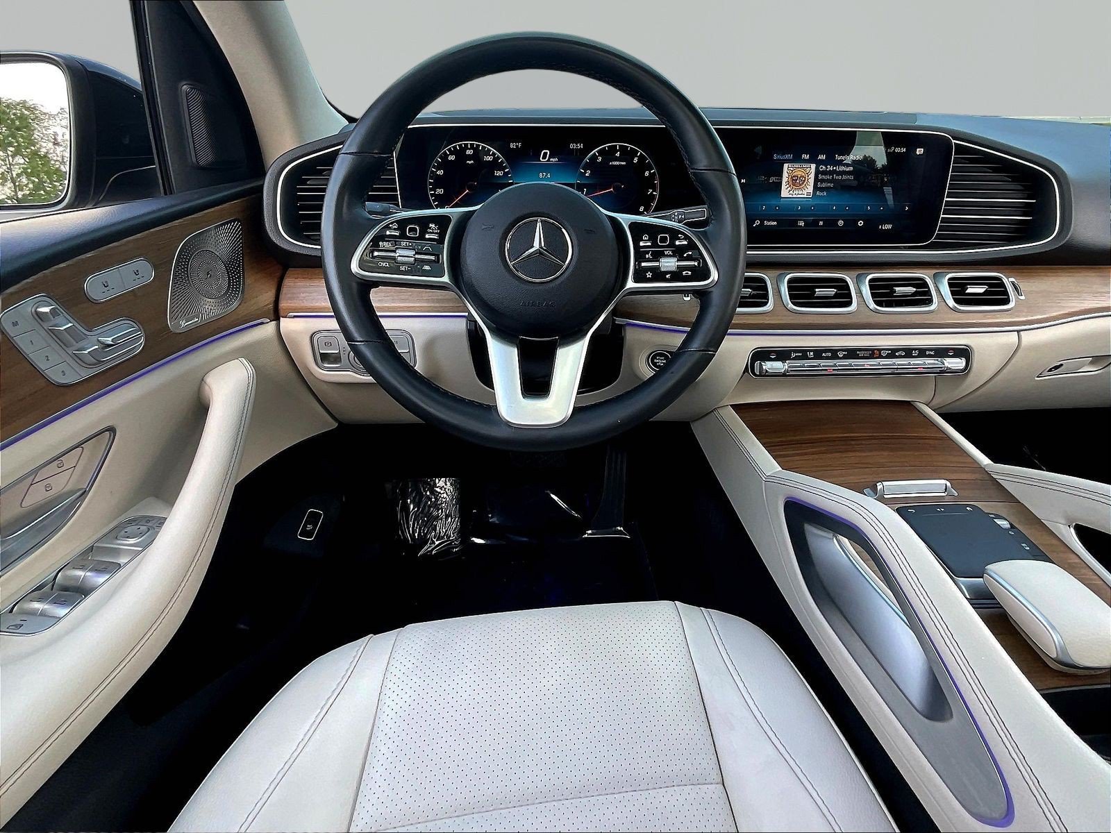 Certified 2023 Mercedes-Benz GLE 350 4MATIC w/ AMG Line Exterior image 8