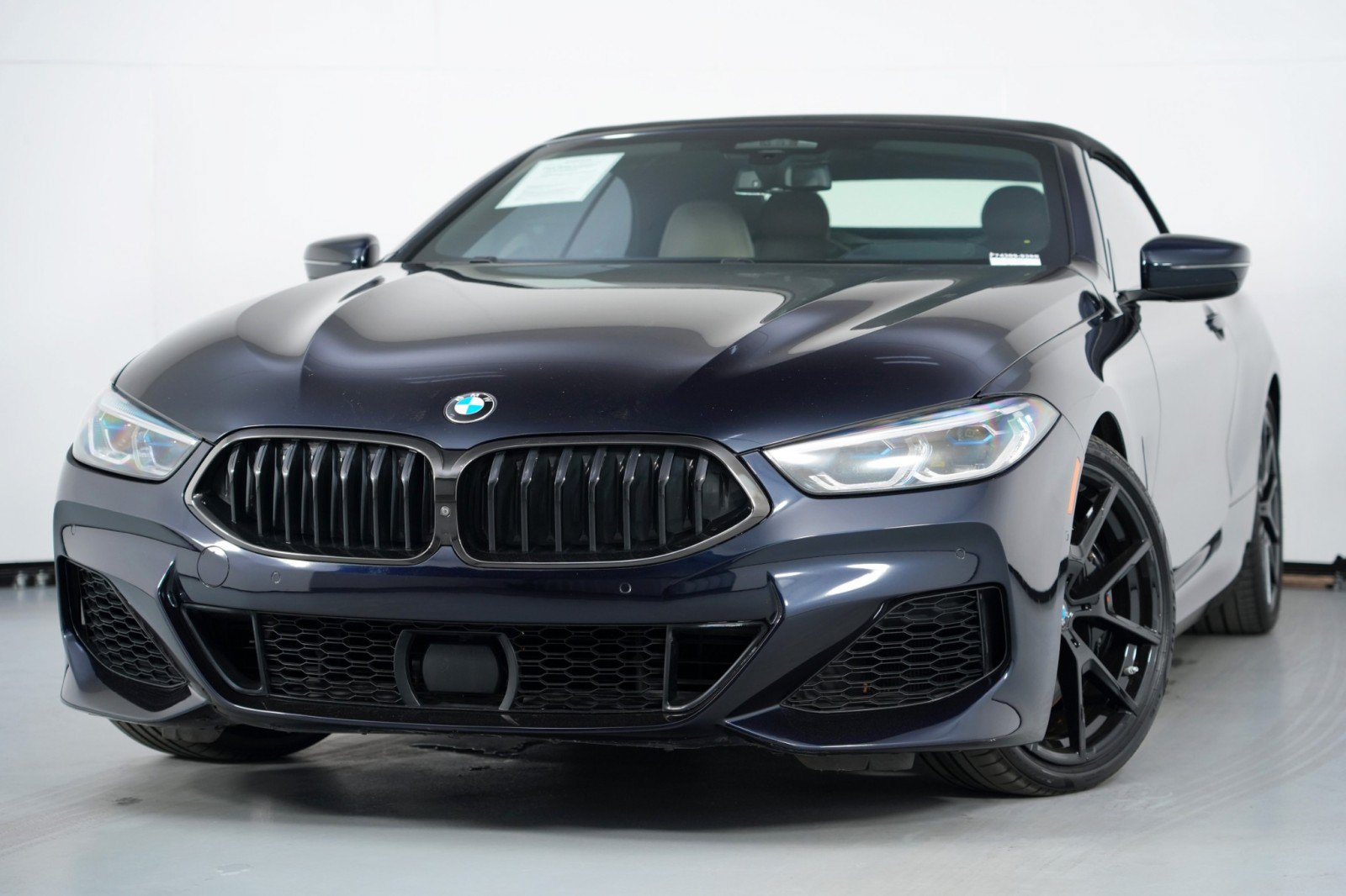 Used 2021 BMW M850i xDrive Convertible AWD/4WD image 3