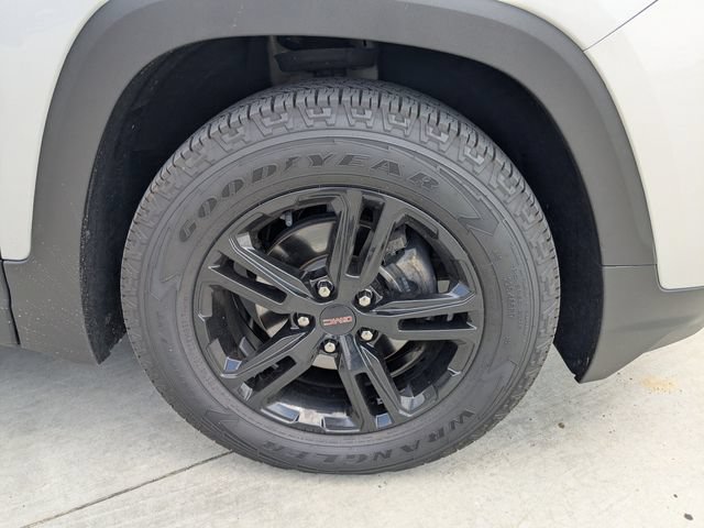 Used 2022 GMC Terrain AT4 w/ LPO, Floor Liner Package AWD/4WD image 10