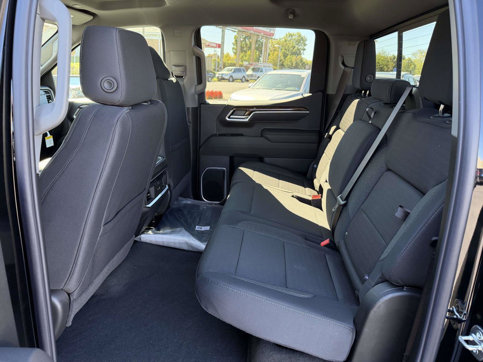 New 2026 GMC Sierra 1500 Elevation w/ Preferred Package AWD/4WD image 9