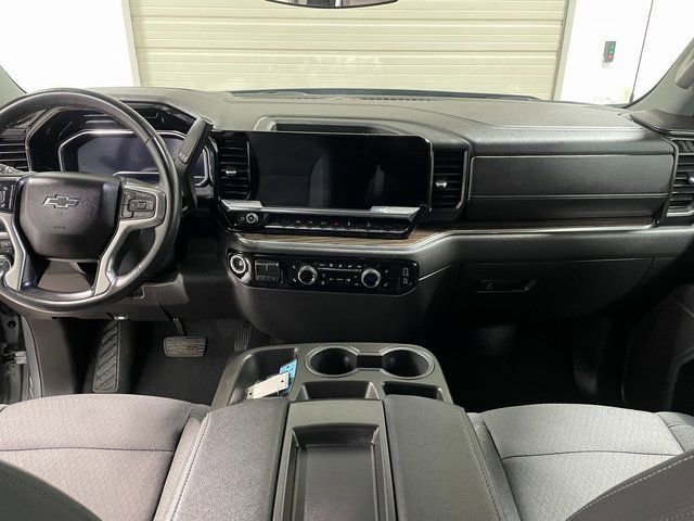 Used 2024 Chevrolet Silverado 1500 RST image 13