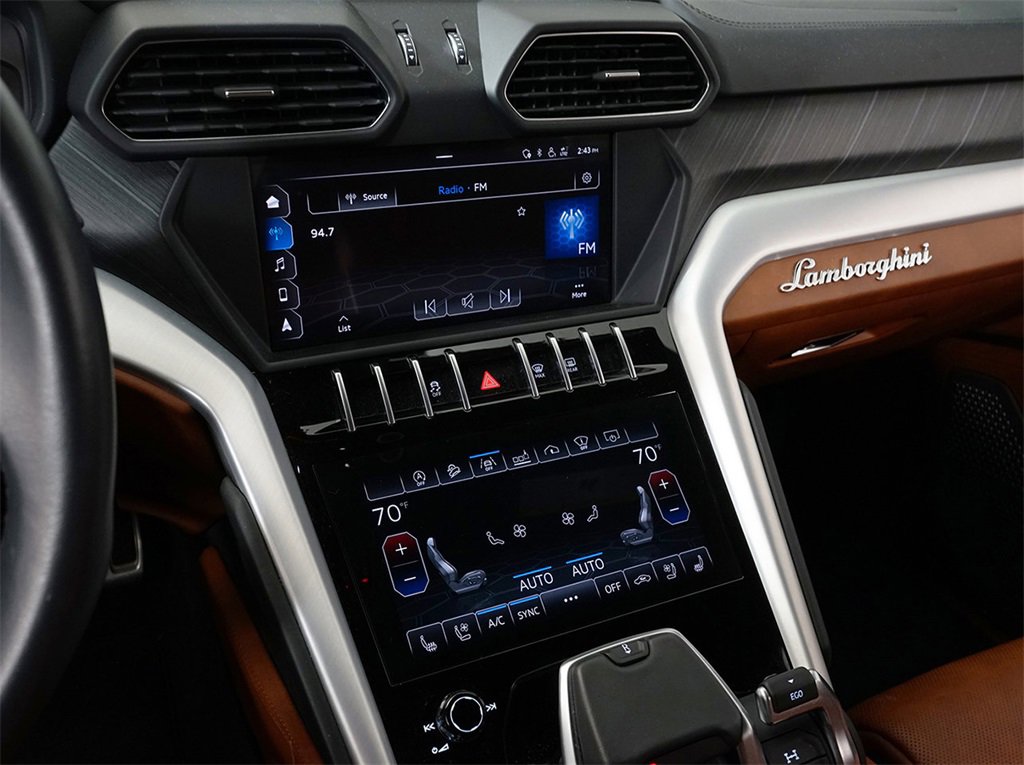Used 2019 Lamborghini Urus image 15