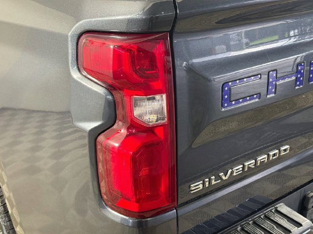 Used 2021 Chevrolet Silverado 1500 RST w/ Convenience Package II AWD/4WD image 35