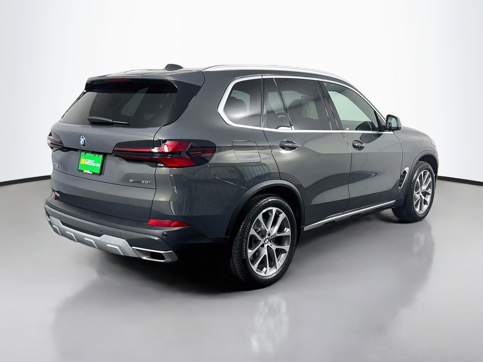 Used 2024 BMW X5 sDrive40i w/ Parking Assistance Package RWD image 19
