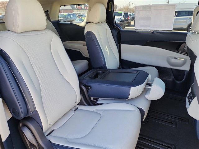 New 2026 Kia Carnival SX Prestige image 18