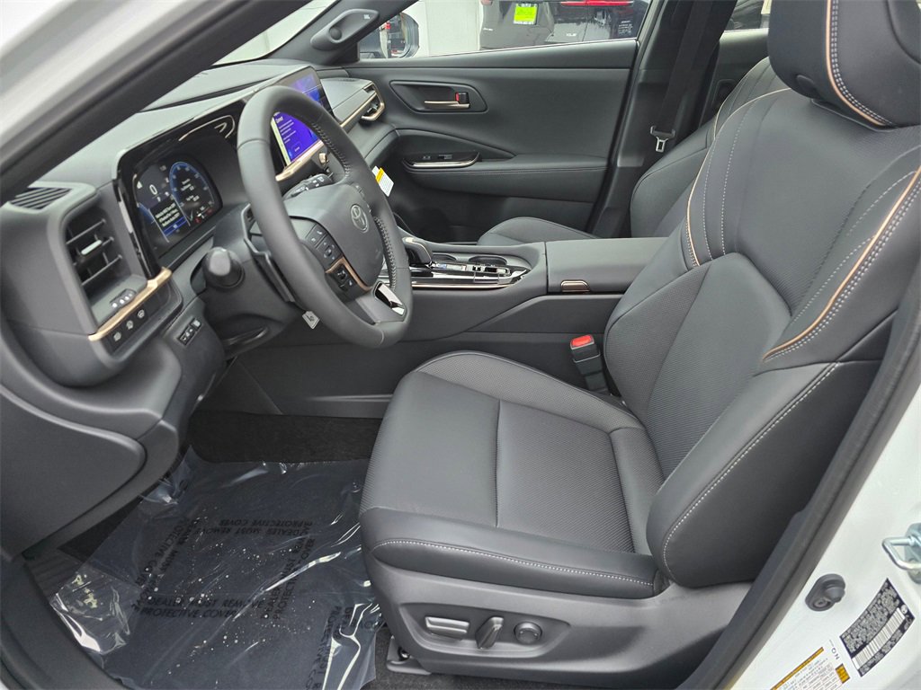 New 2025 Toyota Crown Signia image 22