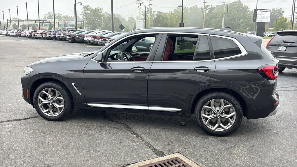 Used 2024 BMW X3 xDrive30i w/ Convenience Package w/ZPA AWD/4WD image 3