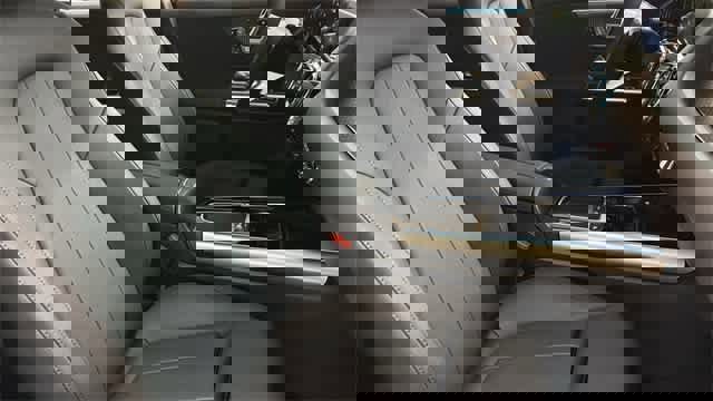 Certified 2025 Mercedes-Benz GLA 250 4MATIC image 34