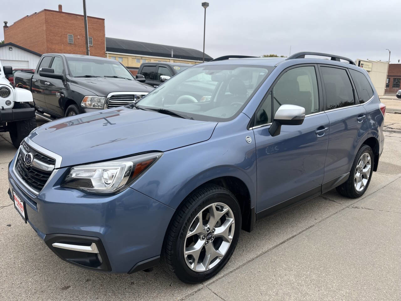 Used 2018 Subaru Forester 2.5i Touring w/ Popular Package #2 image 1