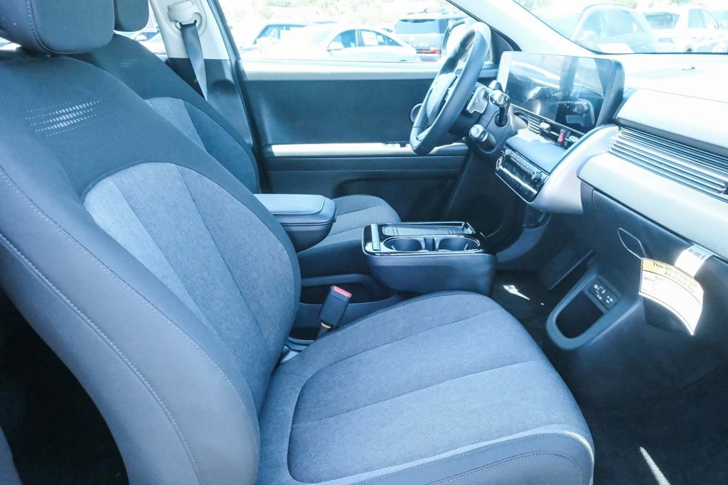 New 2025 Hyundai Ioniq 5 SE RWD image 18