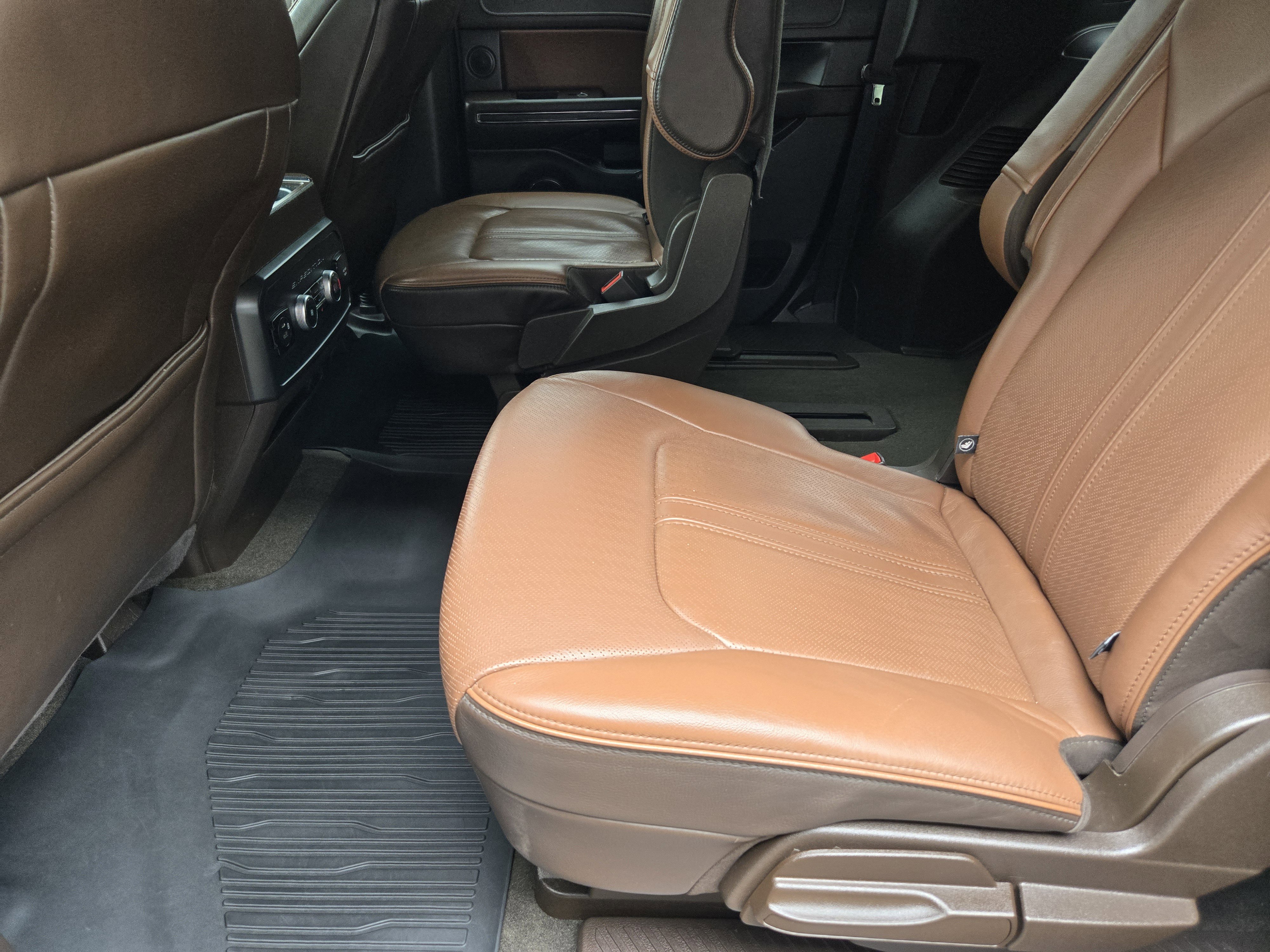 Used 2023 Ford Expedition Max King Ranch image 22