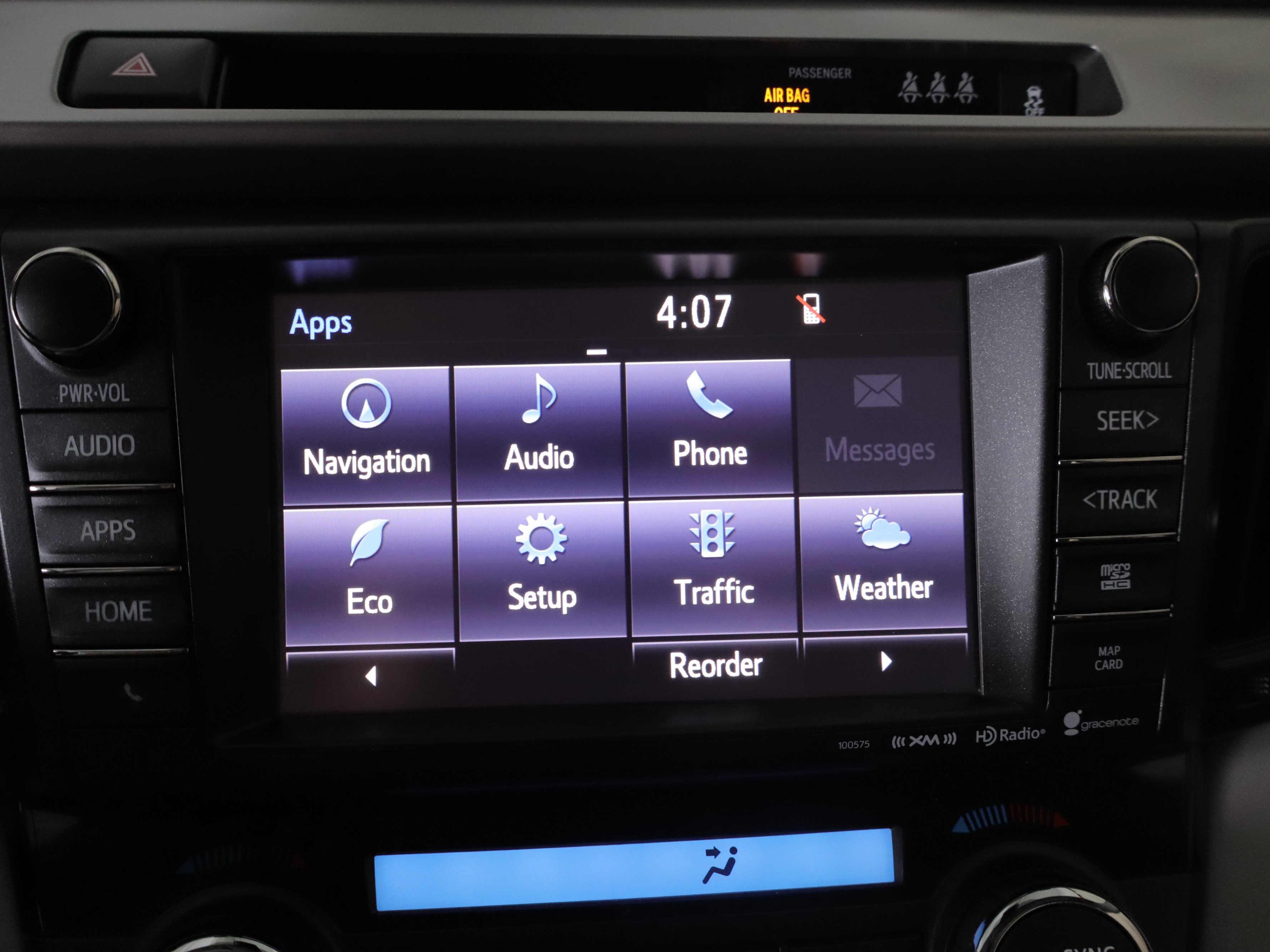 Used 2018 Toyota RAV4 Limited AWD/4WD image 16
