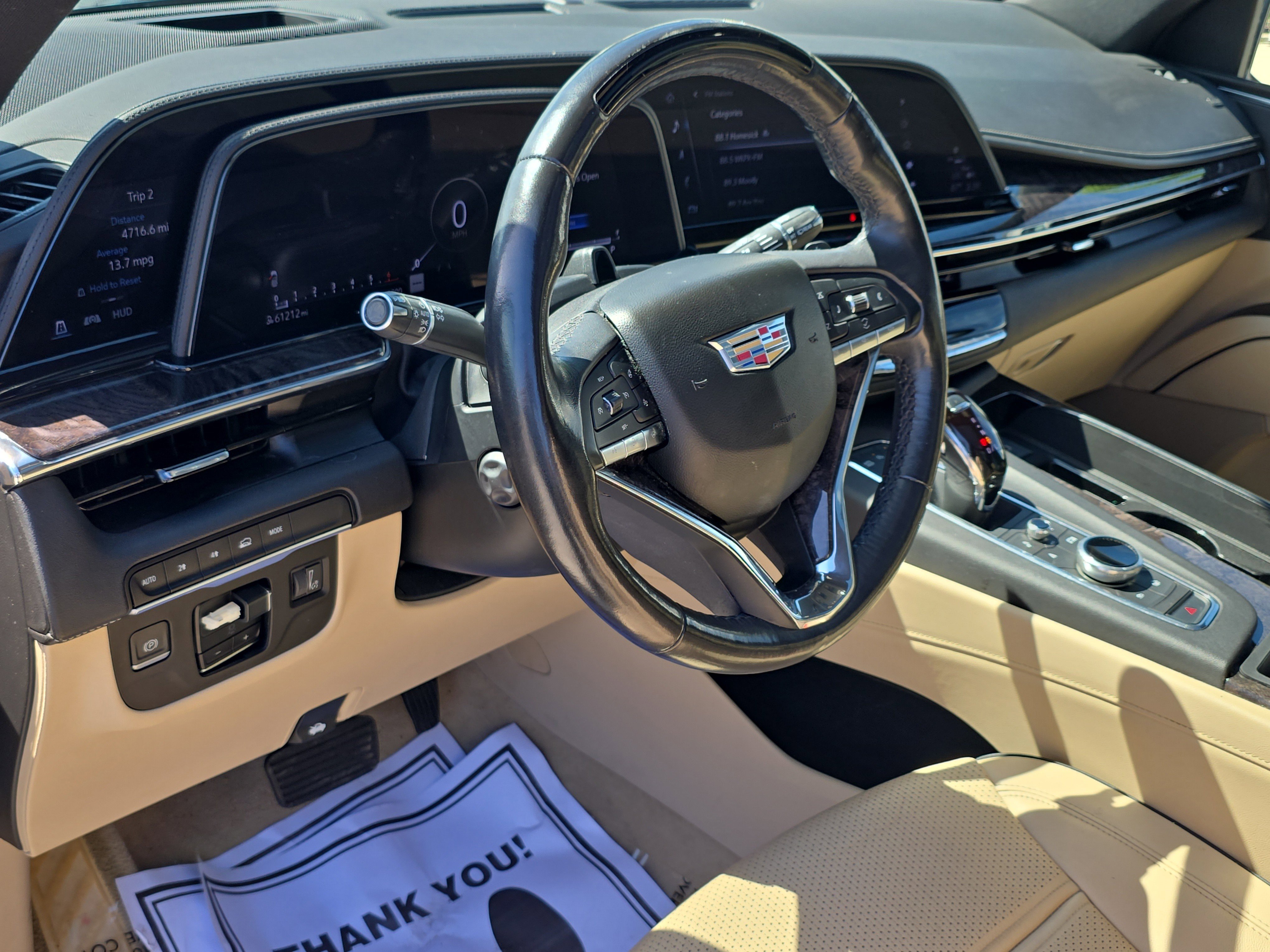 Used 2023 Cadillac Escalade Premium Luxury w/ Performance Package AWD/4WD image 24