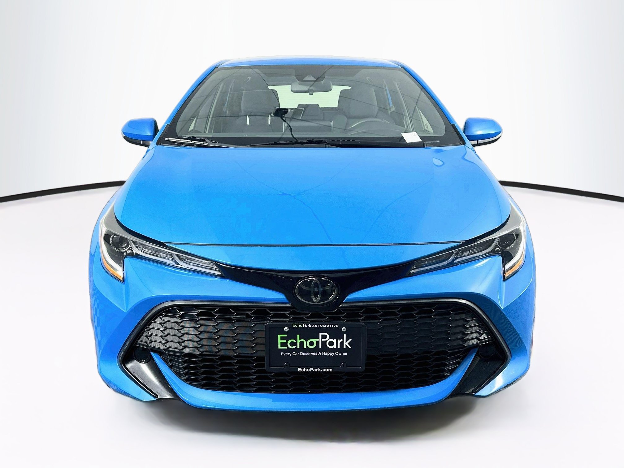 Used 2022 Toyota Corolla SE FWD image 2