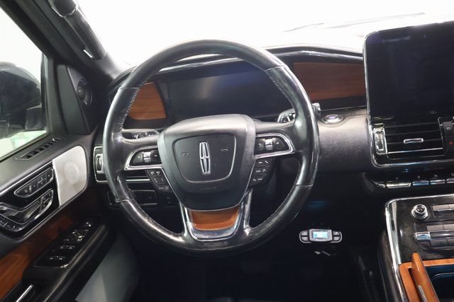 Used 2019 Lincoln Navigator Reserve w/ Cargo Package AWD/4WD image 14